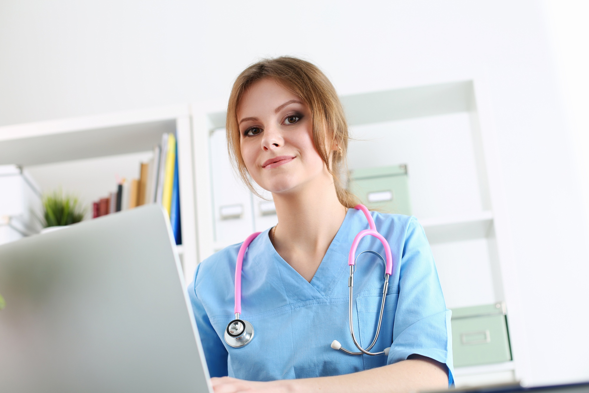 how-to-find-the-best-healthcare-assistant-jobs-in-belfast