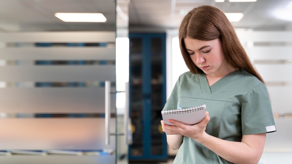 Resident Nurse Duties and Responsibilities